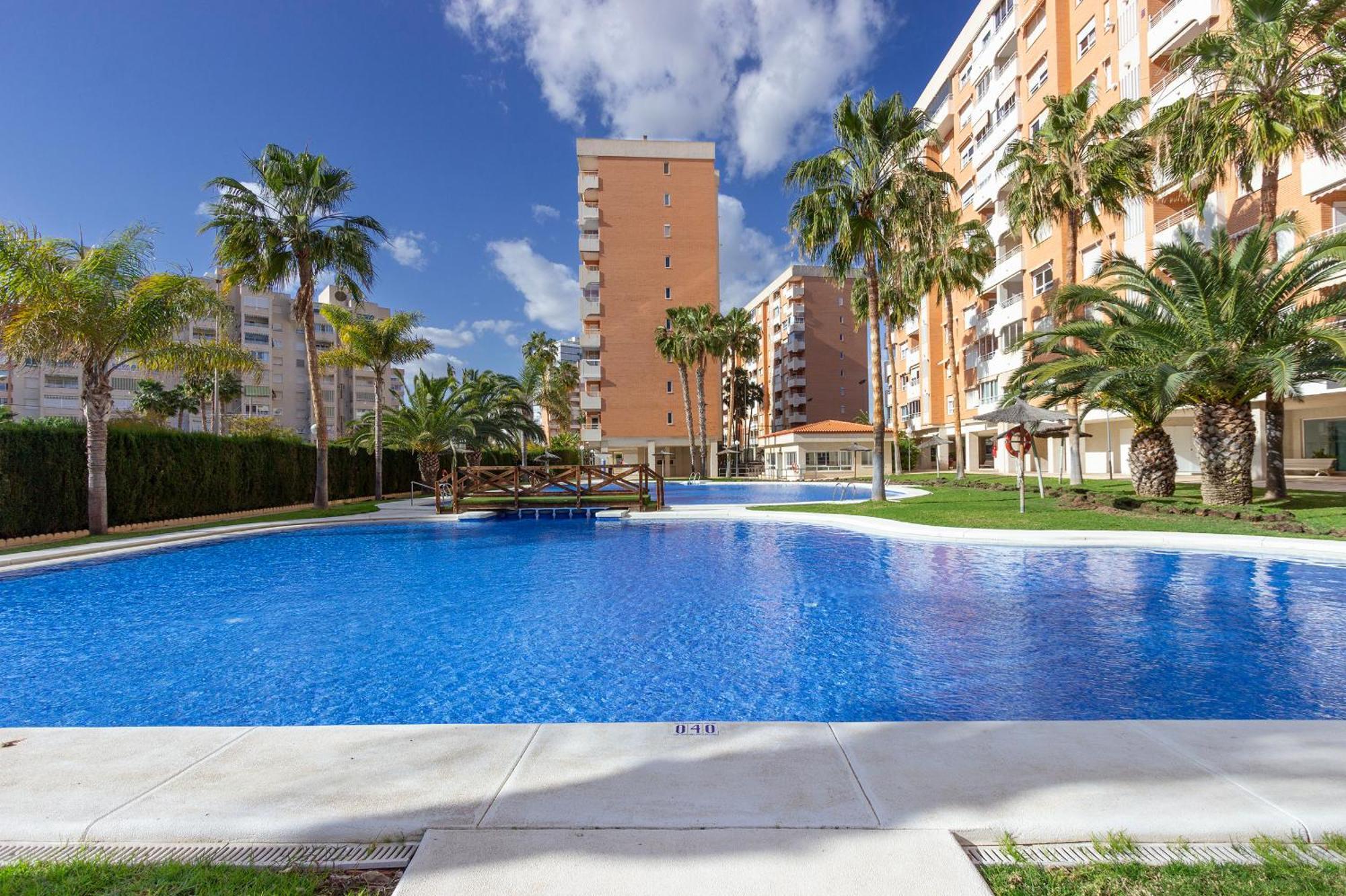 Beferent Bulevar Playa San Juan Alicante Exterior photo