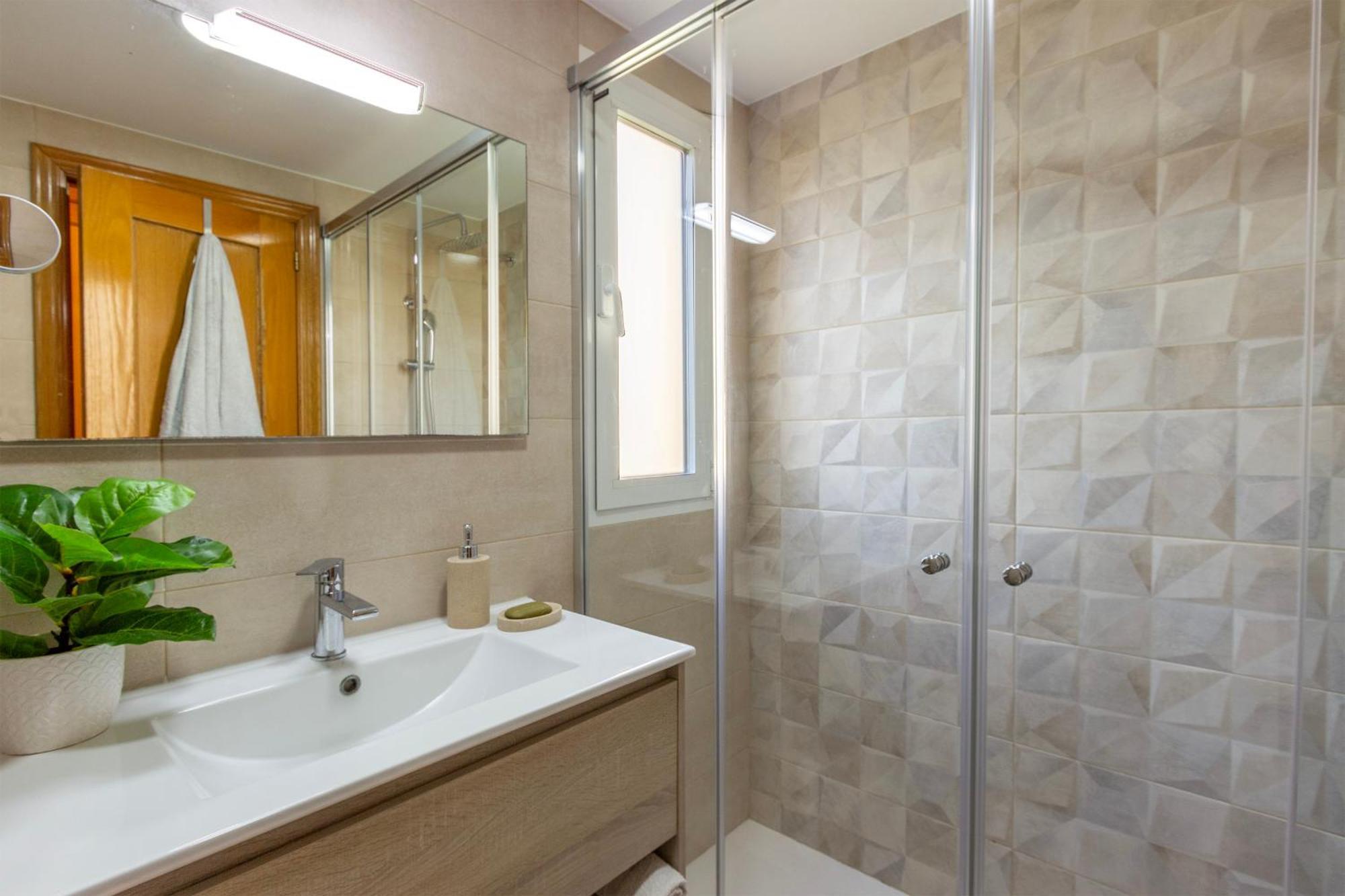 Beferent Bulevar Playa San Juan Alicante Exterior photo