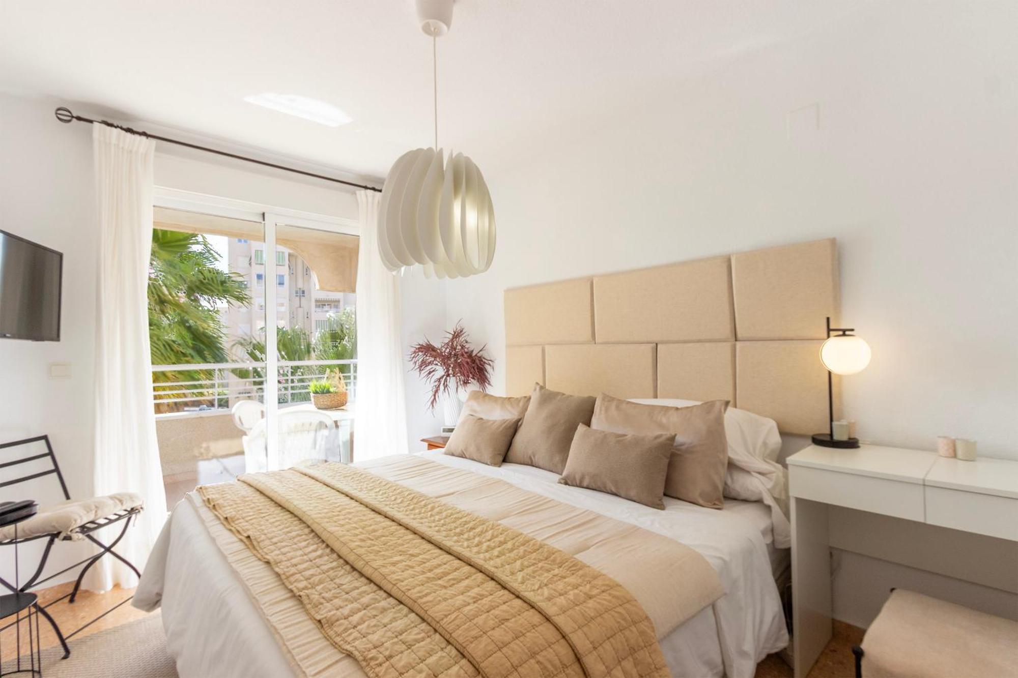 Beferent Bulevar Playa San Juan Alicante Exterior photo